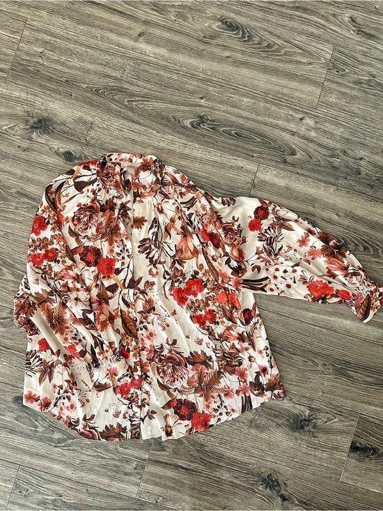 H&M Tops - H&M Cream Blouse with Red and Brown Floral Print